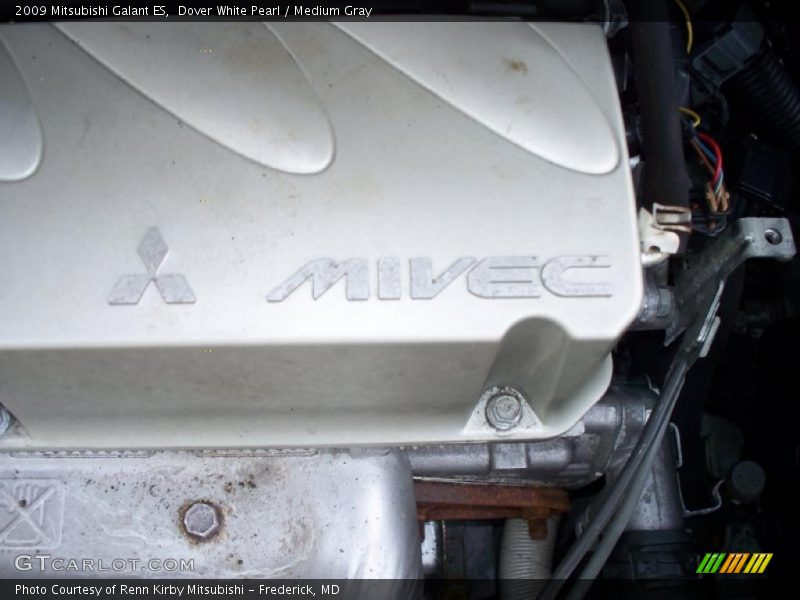 Dover White Pearl / Medium Gray 2009 Mitsubishi Galant ES