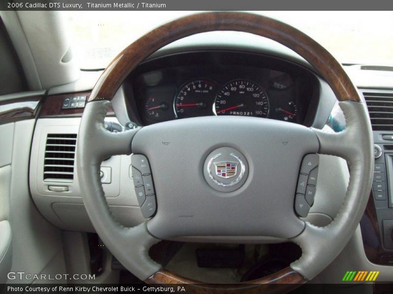 Titanium Metallic / Titanium 2006 Cadillac DTS Luxury