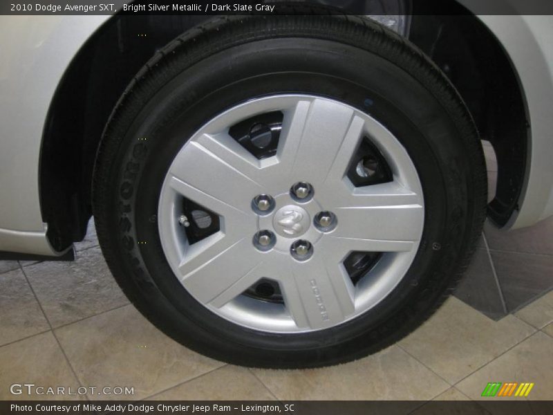 Bright Silver Metallic / Dark Slate Gray 2010 Dodge Avenger SXT