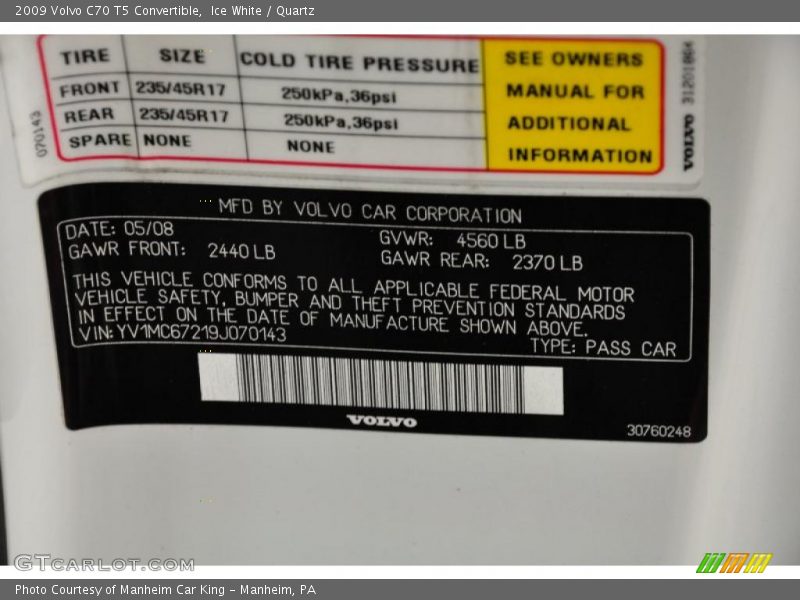 Ice White / Quartz 2009 Volvo C70 T5 Convertible