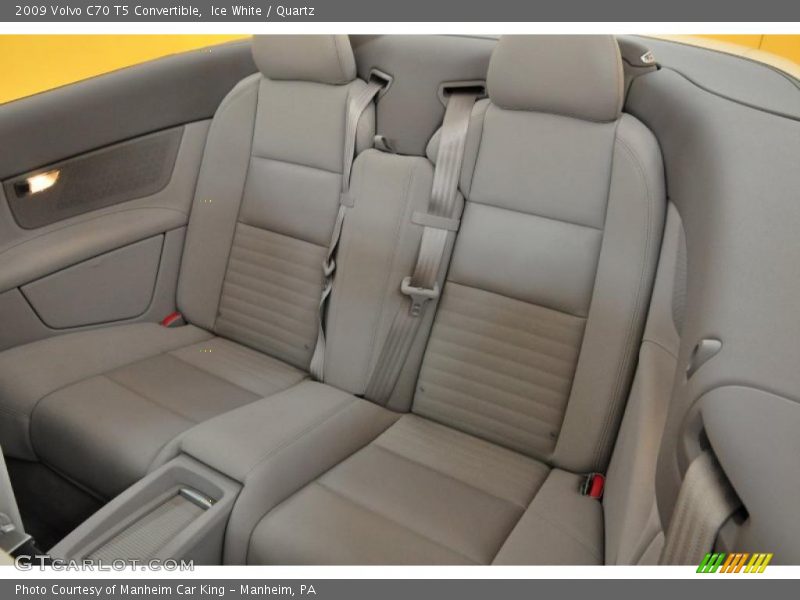Ice White / Quartz 2009 Volvo C70 T5 Convertible