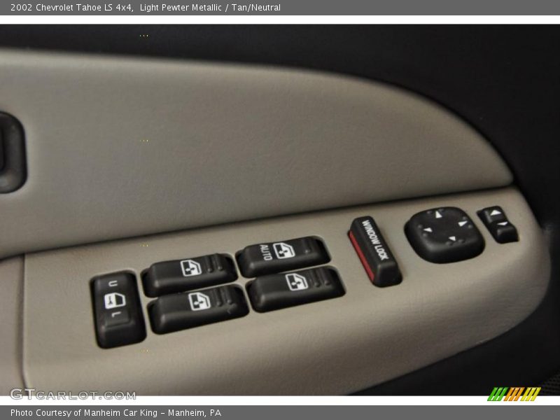 Light Pewter Metallic / Tan/Neutral 2002 Chevrolet Tahoe LS 4x4