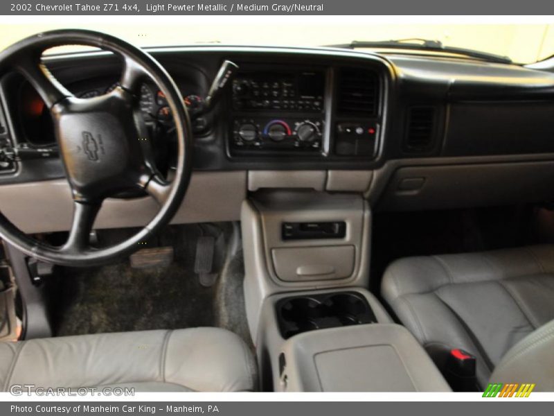 Light Pewter Metallic / Medium Gray/Neutral 2002 Chevrolet Tahoe Z71 4x4