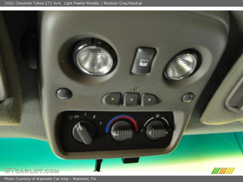 Light Pewter Metallic / Medium Gray/Neutral 2002 Chevrolet Tahoe Z71 4x4
