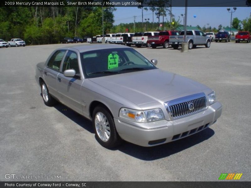 Silver Birch Metallic / Medium Light Stone 2009 Mercury Grand Marquis LS