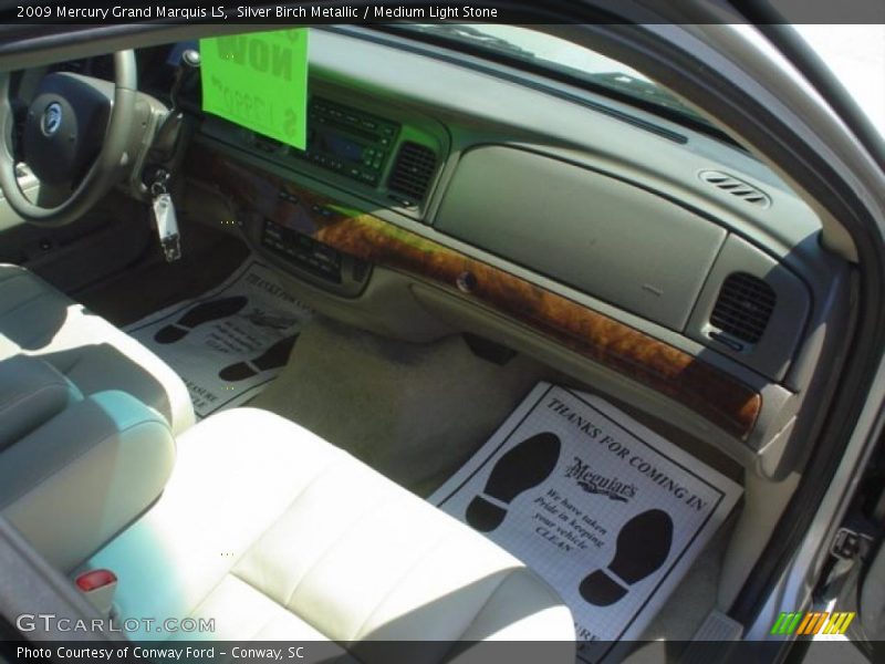 Silver Birch Metallic / Medium Light Stone 2009 Mercury Grand Marquis LS