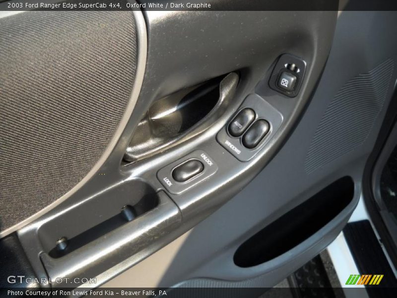 Oxford White / Dark Graphite 2003 Ford Ranger Edge SuperCab 4x4