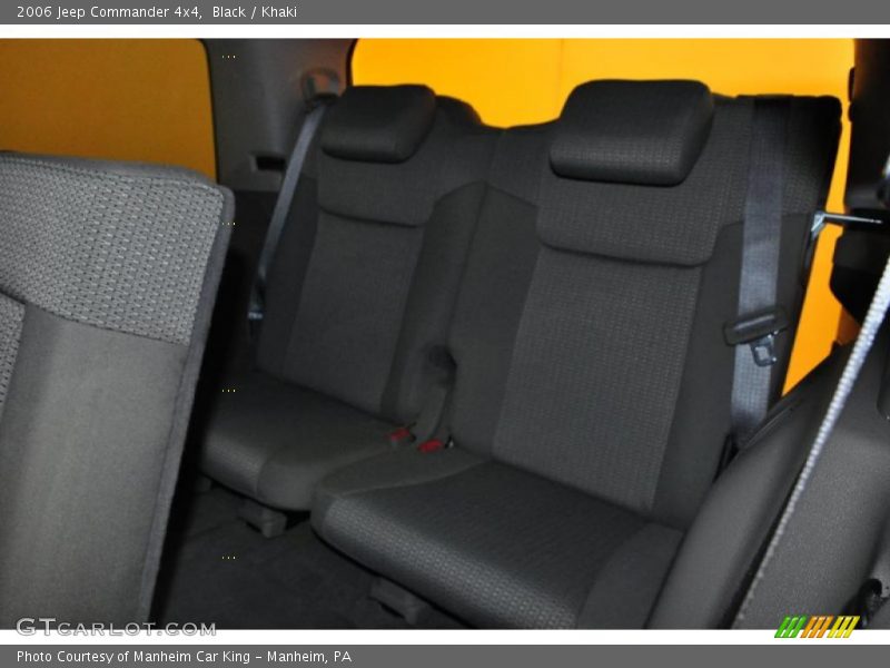Black / Khaki 2006 Jeep Commander 4x4