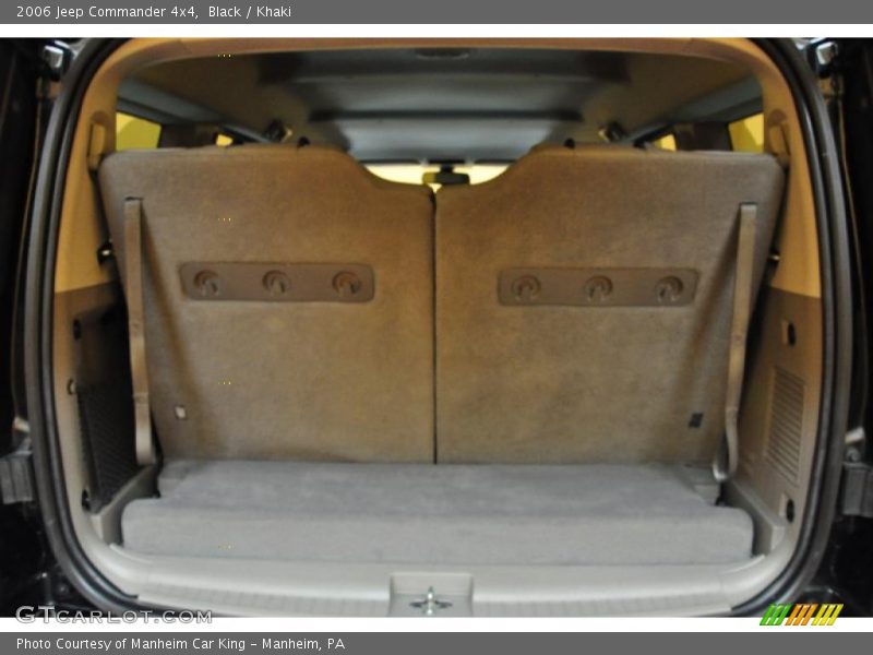 Black / Khaki 2006 Jeep Commander 4x4