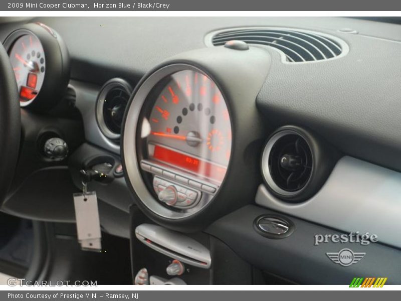 Horizon Blue / Black/Grey 2009 Mini Cooper Clubman