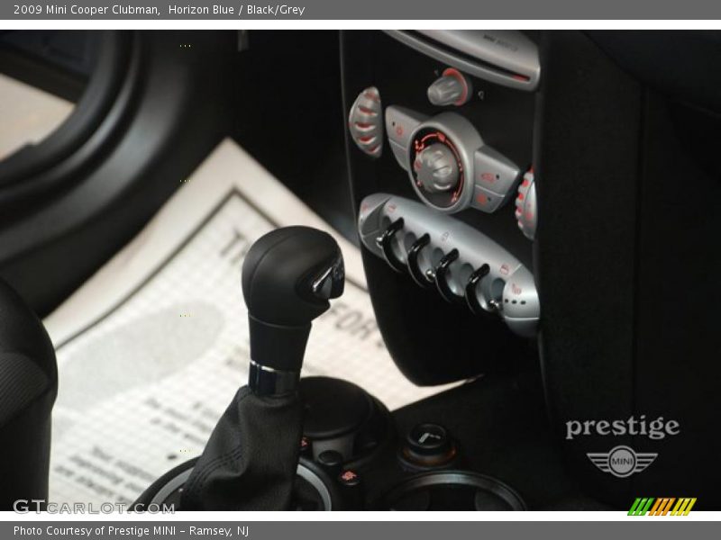 Horizon Blue / Black/Grey 2009 Mini Cooper Clubman