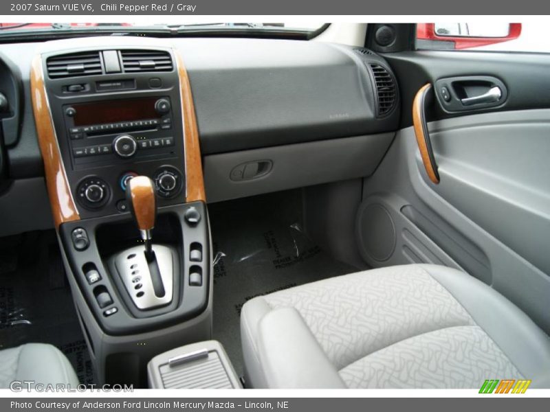 Chili Pepper Red / Gray 2007 Saturn VUE V6