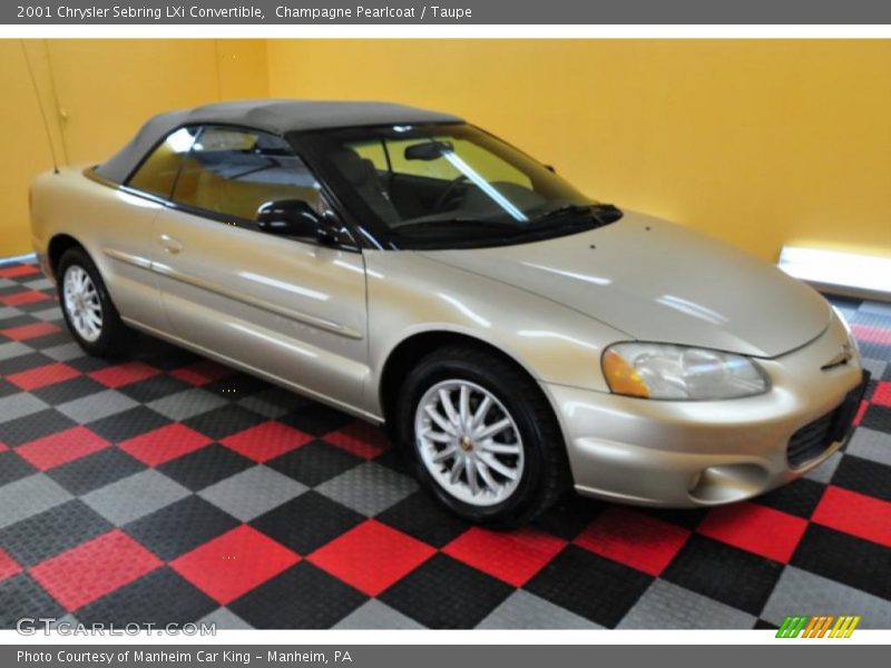 Champagne Pearlcoat / Taupe 2001 Chrysler Sebring LXi Convertible