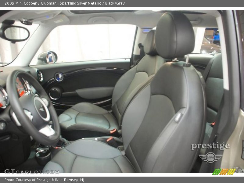 Sparkling Silver Metallic / Black/Grey 2009 Mini Cooper S Clubman