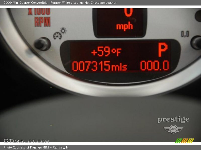 Pepper White / Lounge Hot Chocolate Leather 2009 Mini Cooper Convertible