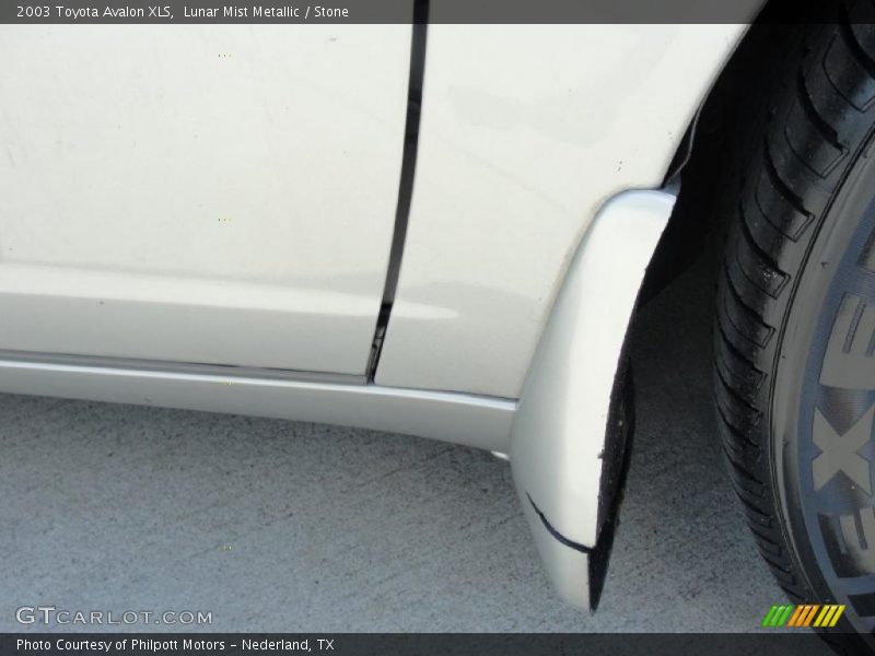 Lunar Mist Metallic / Stone 2003 Toyota Avalon XLS