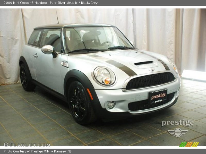 Pure Silver Metallic / Black/Grey 2009 Mini Cooper S Hardtop