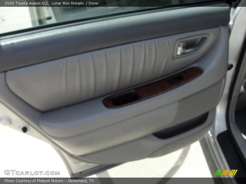 Lunar Mist Metallic / Stone 2003 Toyota Avalon XLS