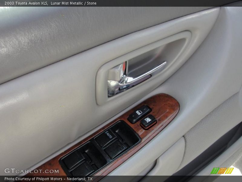 Lunar Mist Metallic / Stone 2003 Toyota Avalon XLS