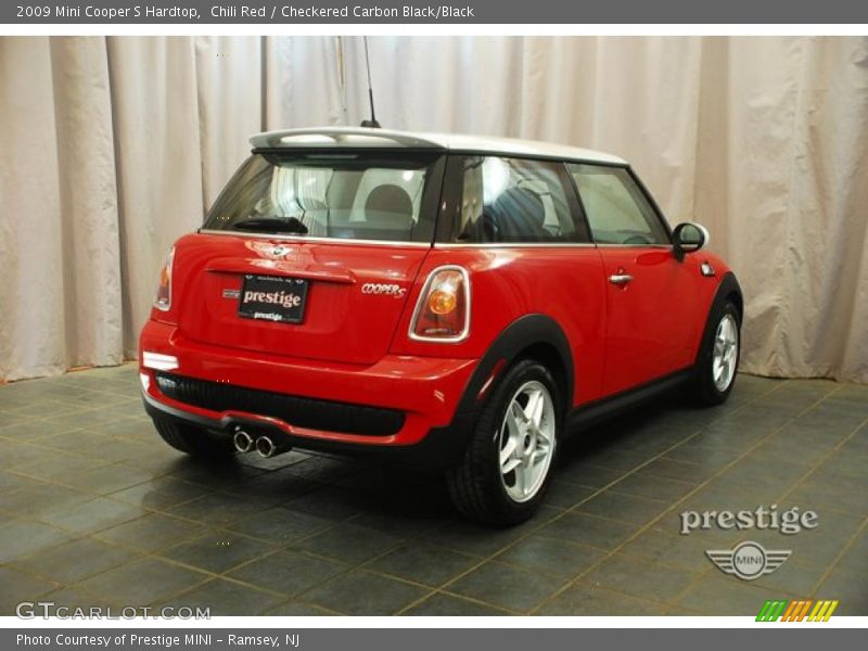 Chili Red / Checkered Carbon Black/Black 2009 Mini Cooper S Hardtop