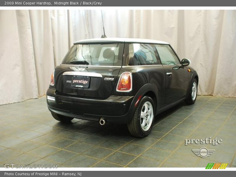 Midnight Black / Black/Grey 2009 Mini Cooper Hardtop