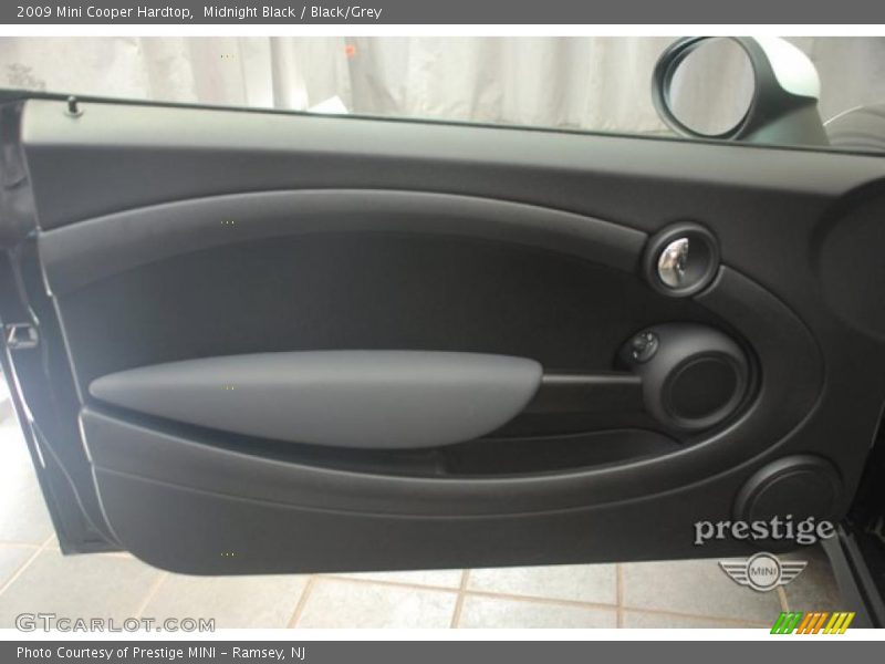 Midnight Black / Black/Grey 2009 Mini Cooper Hardtop