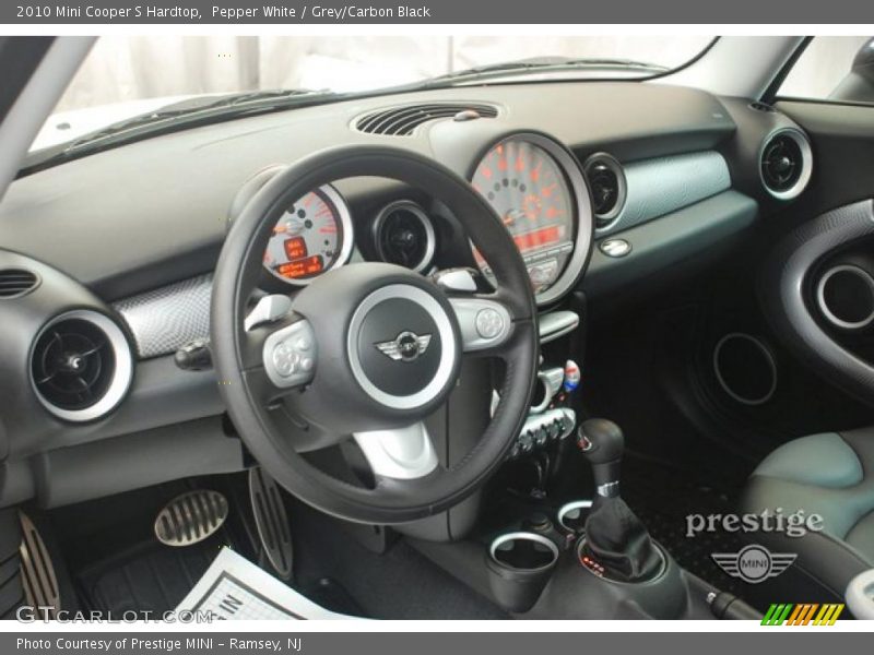 Pepper White / Grey/Carbon Black 2010 Mini Cooper S Hardtop
