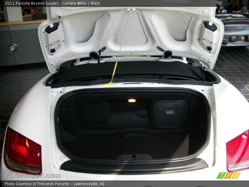 Carrara White / Black 2011 Porsche Boxster Spyder