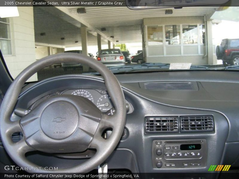 Ultra Silver Metallic / Graphite Gray 2005 Chevrolet Cavalier Sedan