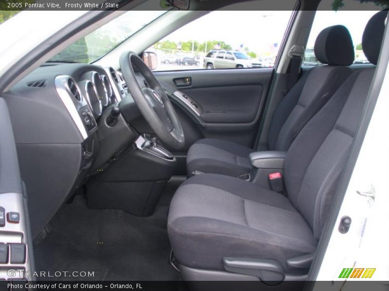 Frosty White / Slate 2005 Pontiac Vibe