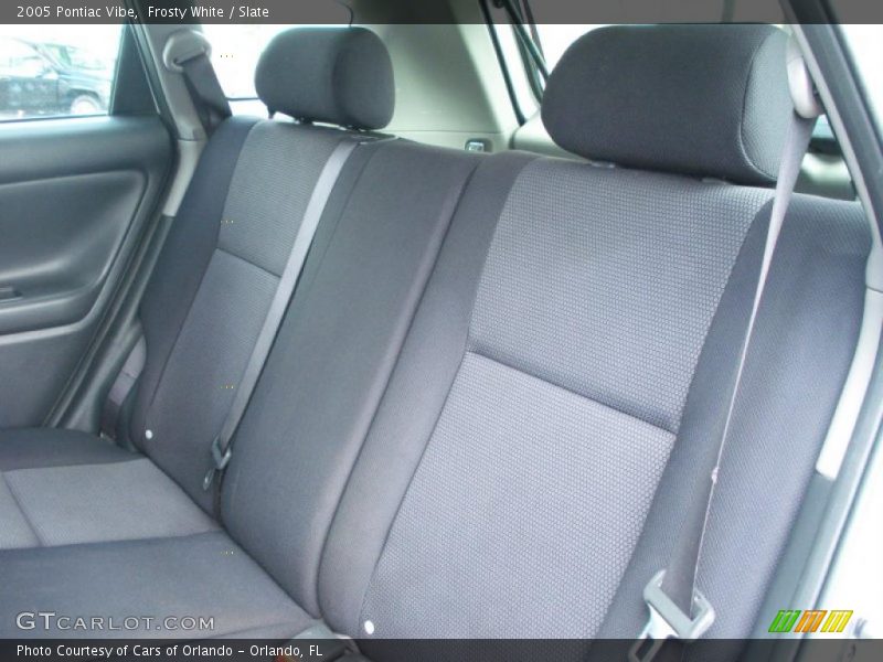 Frosty White / Slate 2005 Pontiac Vibe