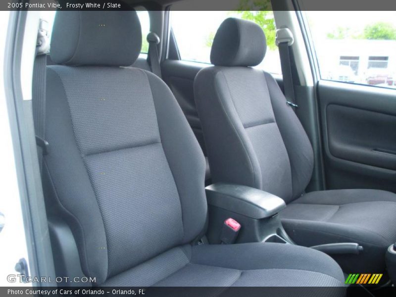 Frosty White / Slate 2005 Pontiac Vibe