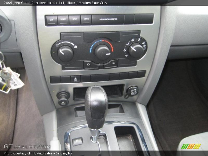 Black / Medium Slate Gray 2006 Jeep Grand Cherokee Laredo 4x4