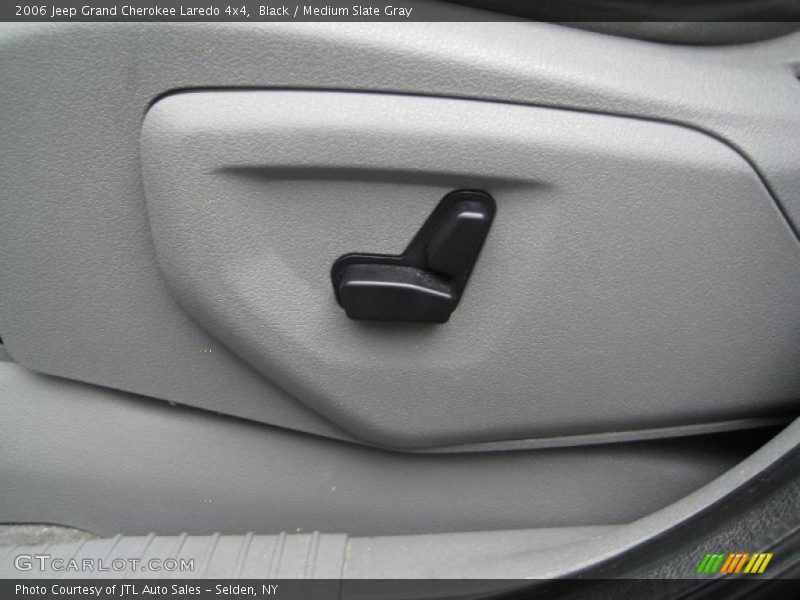 Black / Medium Slate Gray 2006 Jeep Grand Cherokee Laredo 4x4