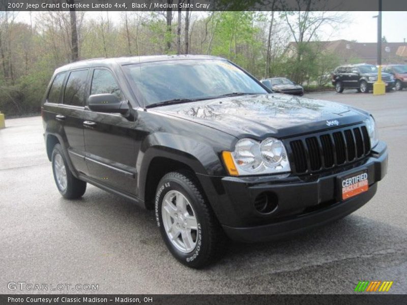 Black / Medium Slate Gray 2007 Jeep Grand Cherokee Laredo 4x4