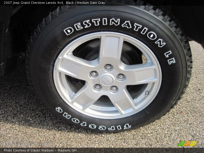 Black / Medium Slate Gray 2007 Jeep Grand Cherokee Laredo 4x4