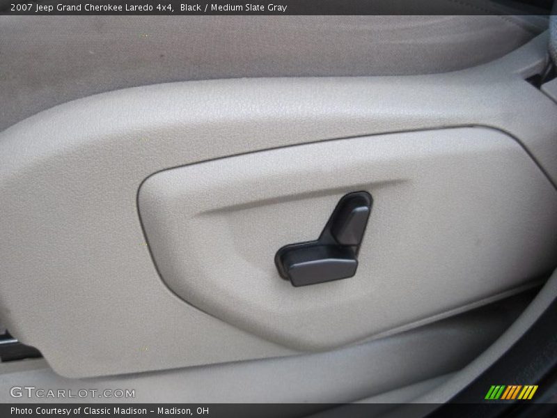 Black / Medium Slate Gray 2007 Jeep Grand Cherokee Laredo 4x4
