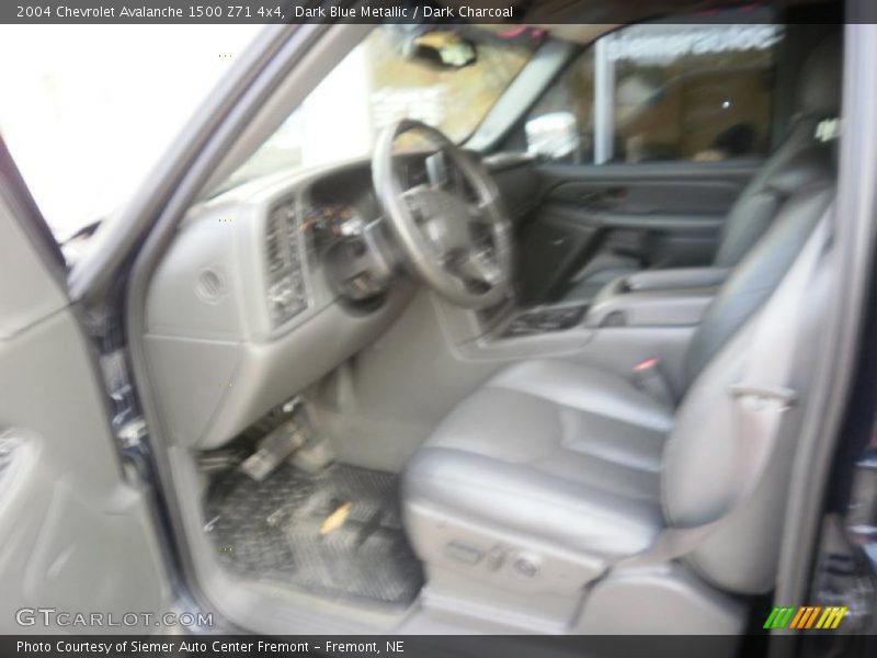 Dark Blue Metallic / Dark Charcoal 2004 Chevrolet Avalanche 1500 Z71 4x4