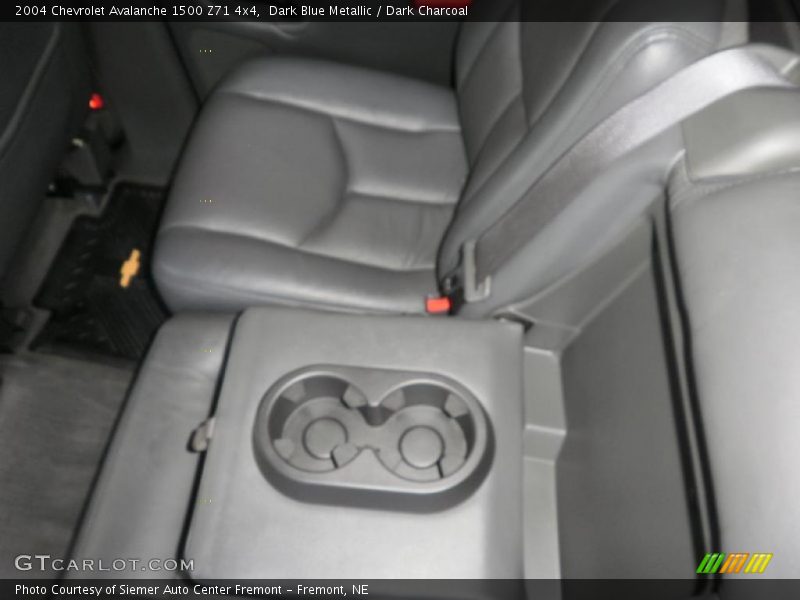 Dark Blue Metallic / Dark Charcoal 2004 Chevrolet Avalanche 1500 Z71 4x4