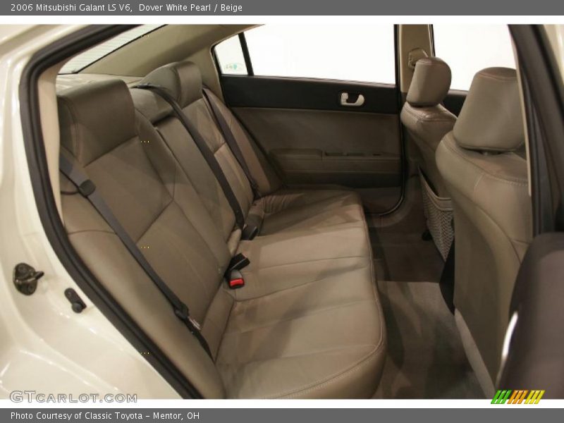 Dover White Pearl / Beige 2006 Mitsubishi Galant LS V6