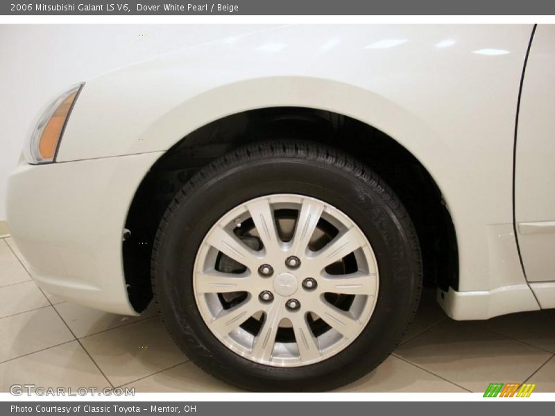 Dover White Pearl / Beige 2006 Mitsubishi Galant LS V6