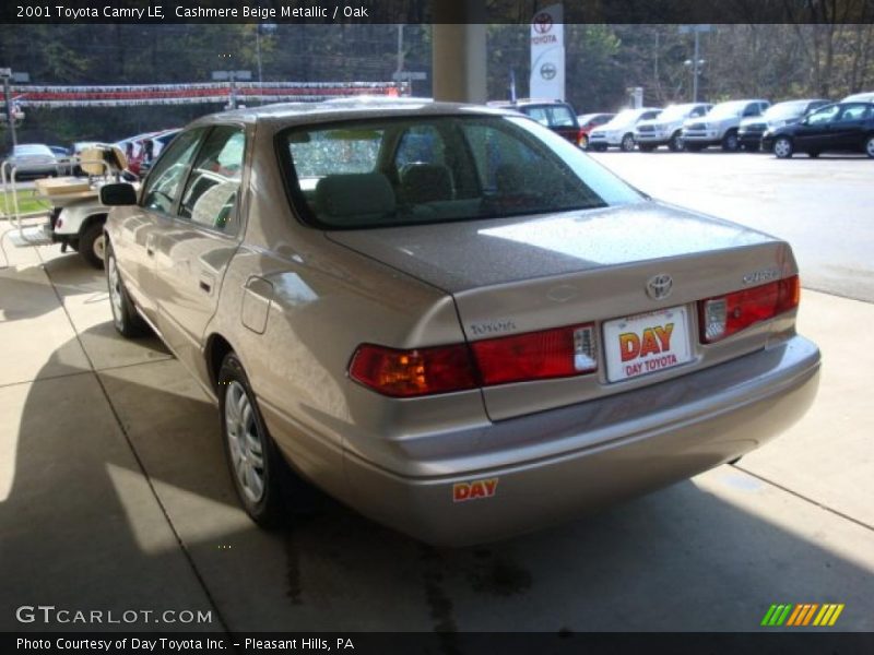 Cashmere Beige Metallic / Oak 2001 Toyota Camry LE