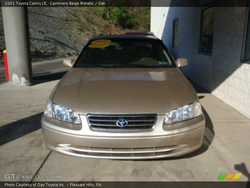 Cashmere Beige Metallic / Oak 2001 Toyota Camry LE