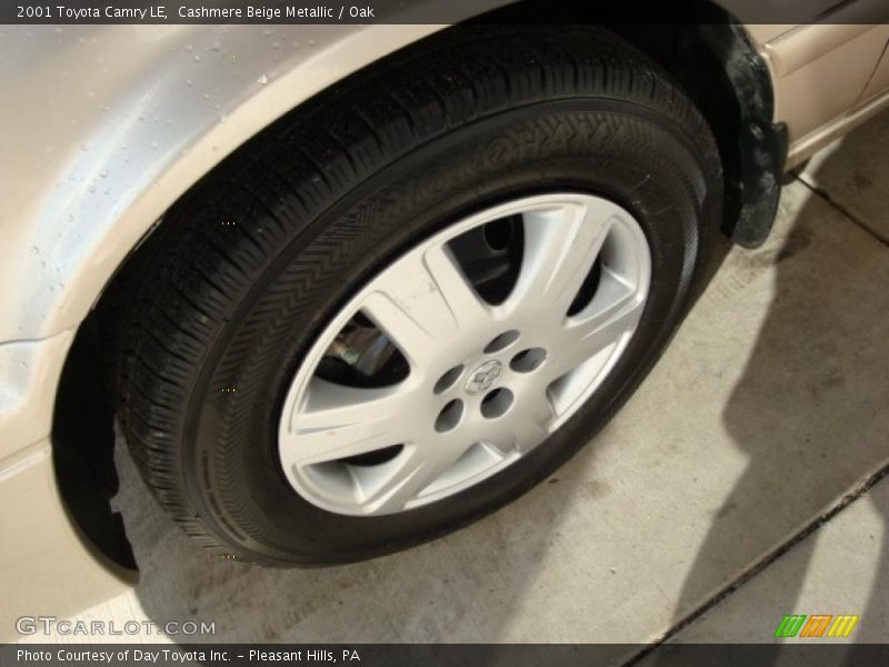 Cashmere Beige Metallic / Oak 2001 Toyota Camry LE