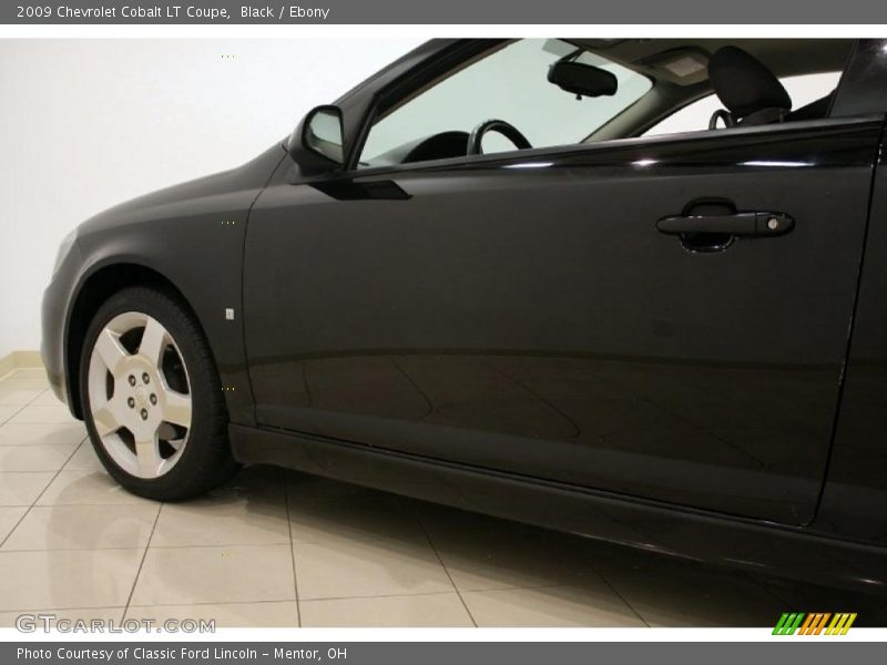 Black / Ebony 2009 Chevrolet Cobalt LT Coupe