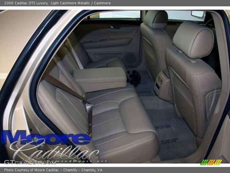 Light Cashmere Metallic / Cashmere 2006 Cadillac DTS Luxury