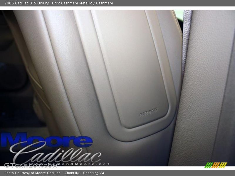 Light Cashmere Metallic / Cashmere 2006 Cadillac DTS Luxury