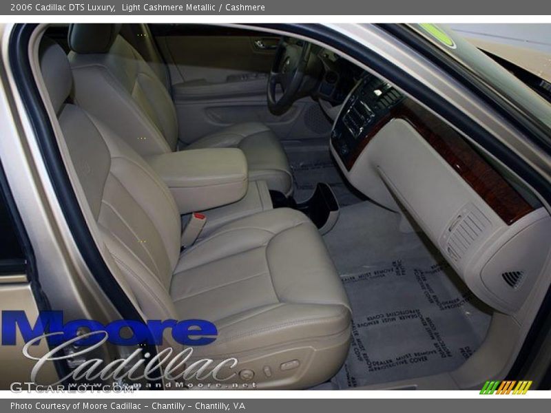 Light Cashmere Metallic / Cashmere 2006 Cadillac DTS Luxury