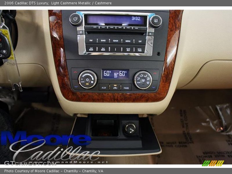 Light Cashmere Metallic / Cashmere 2006 Cadillac DTS Luxury