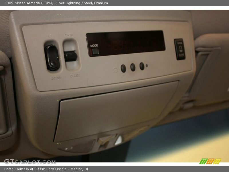 Silver Lightning / Steel/Titanium 2005 Nissan Armada LE 4x4